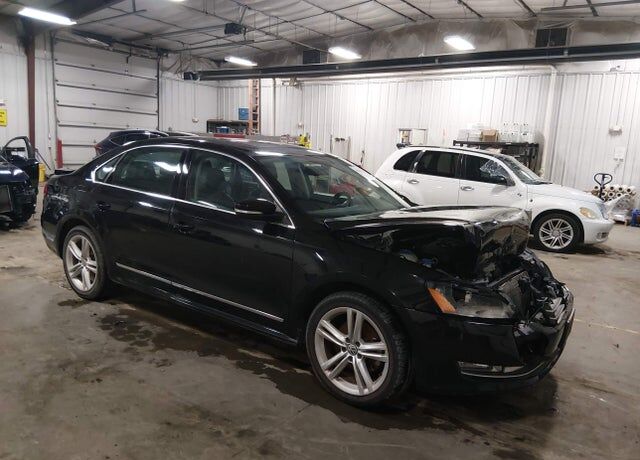 2015 VOLKSWAGEN Passat