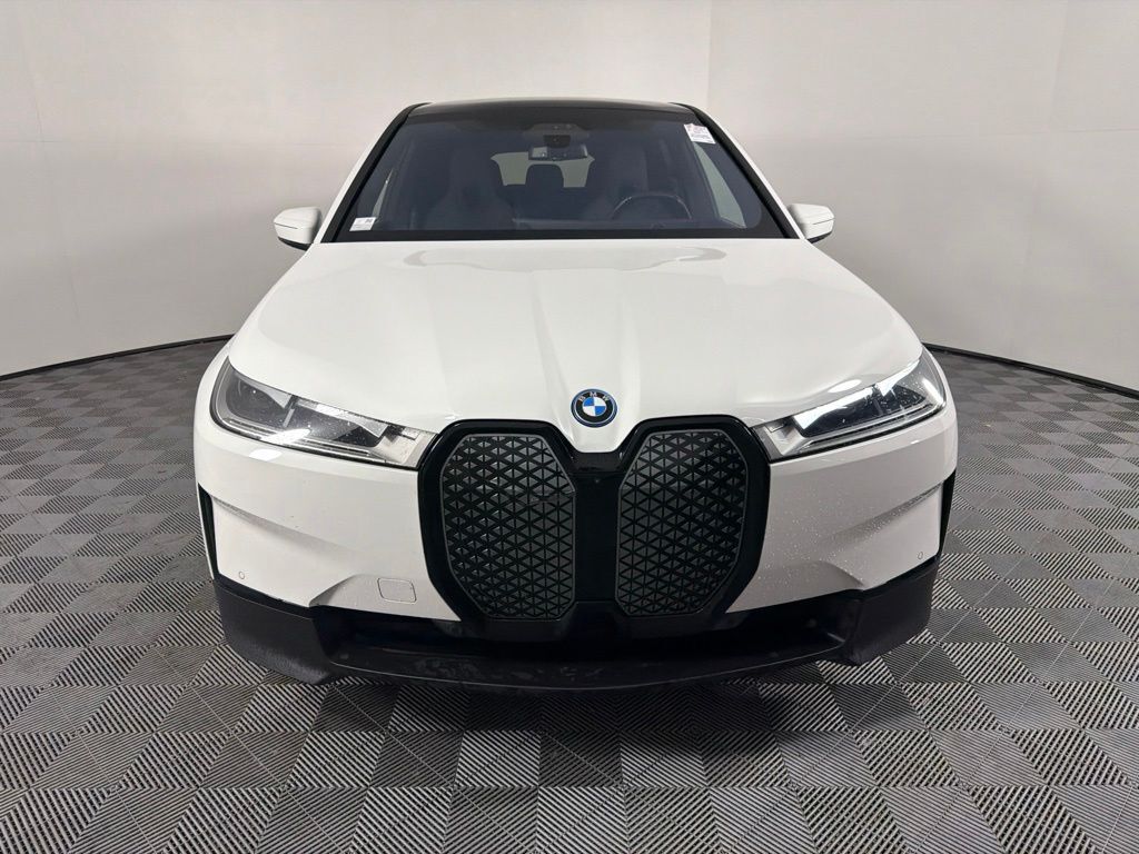 2024 BMW iX