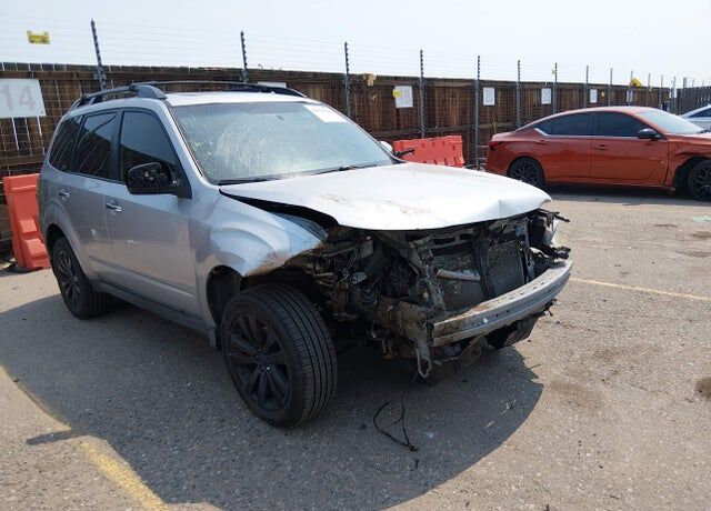 2013 SUBARU Forester