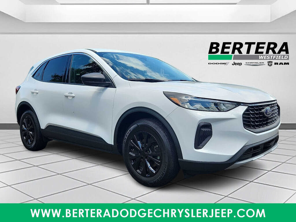 2024 FORD Escape