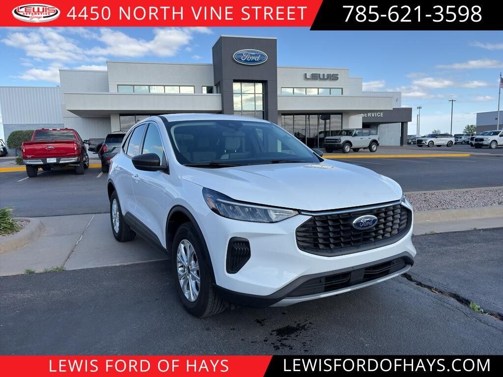 2024 FORD Escape