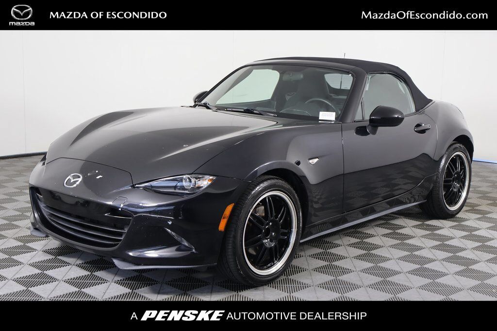 2017 MAZDA MX-5