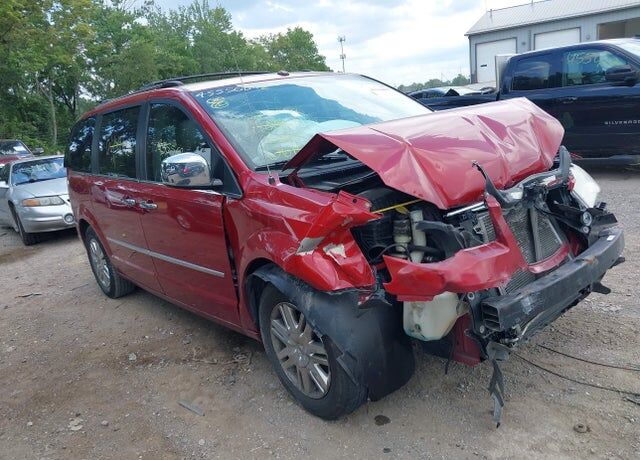 2008 CHRYSLER Town and Country