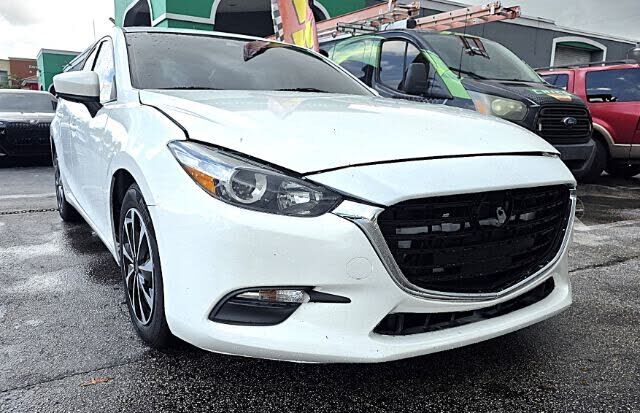 2018 MAZDA Mazda3