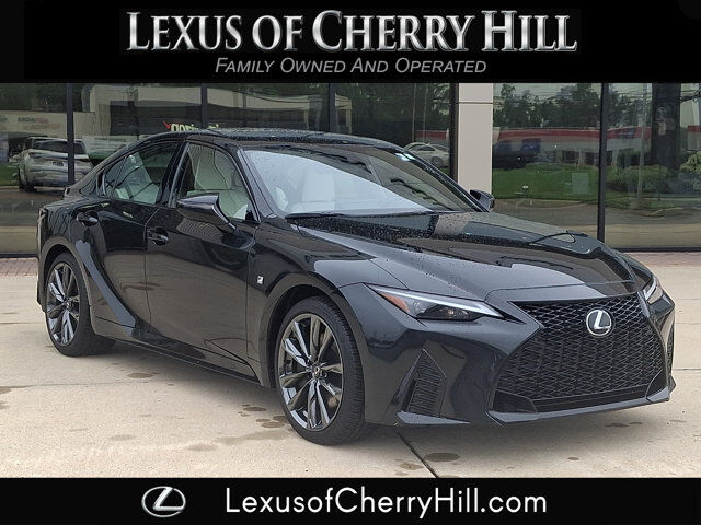 2025 LEXUS IS
