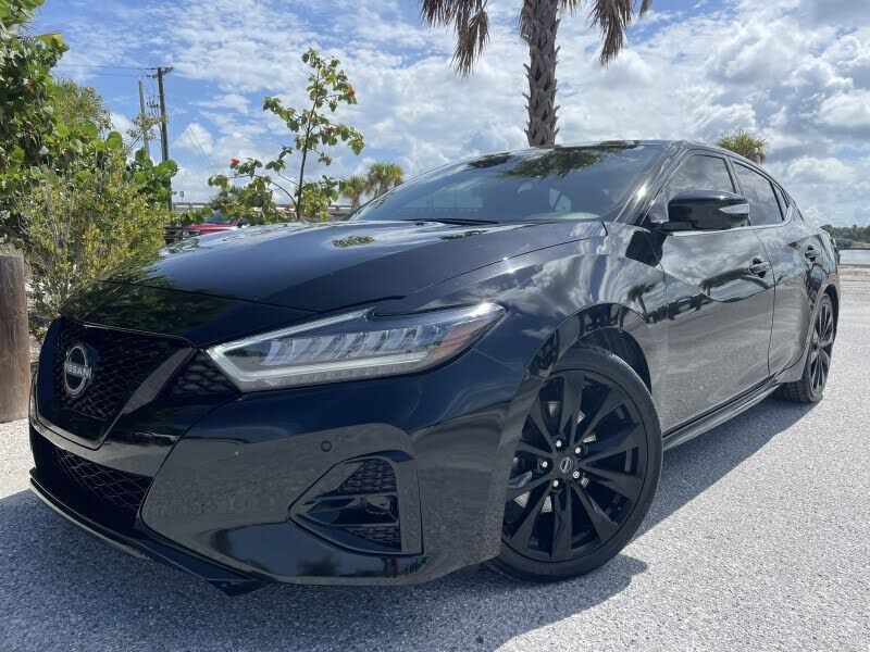 2023 NISSAN Maxima