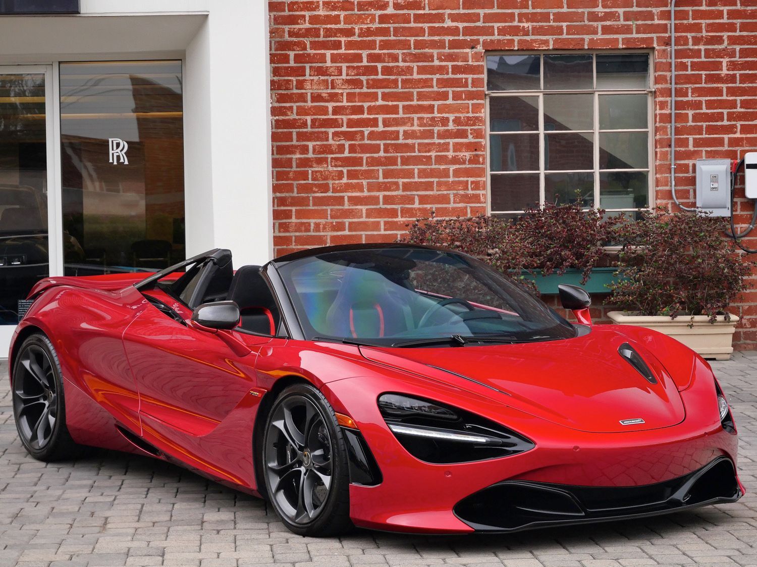 2020 MCLAREN 720S