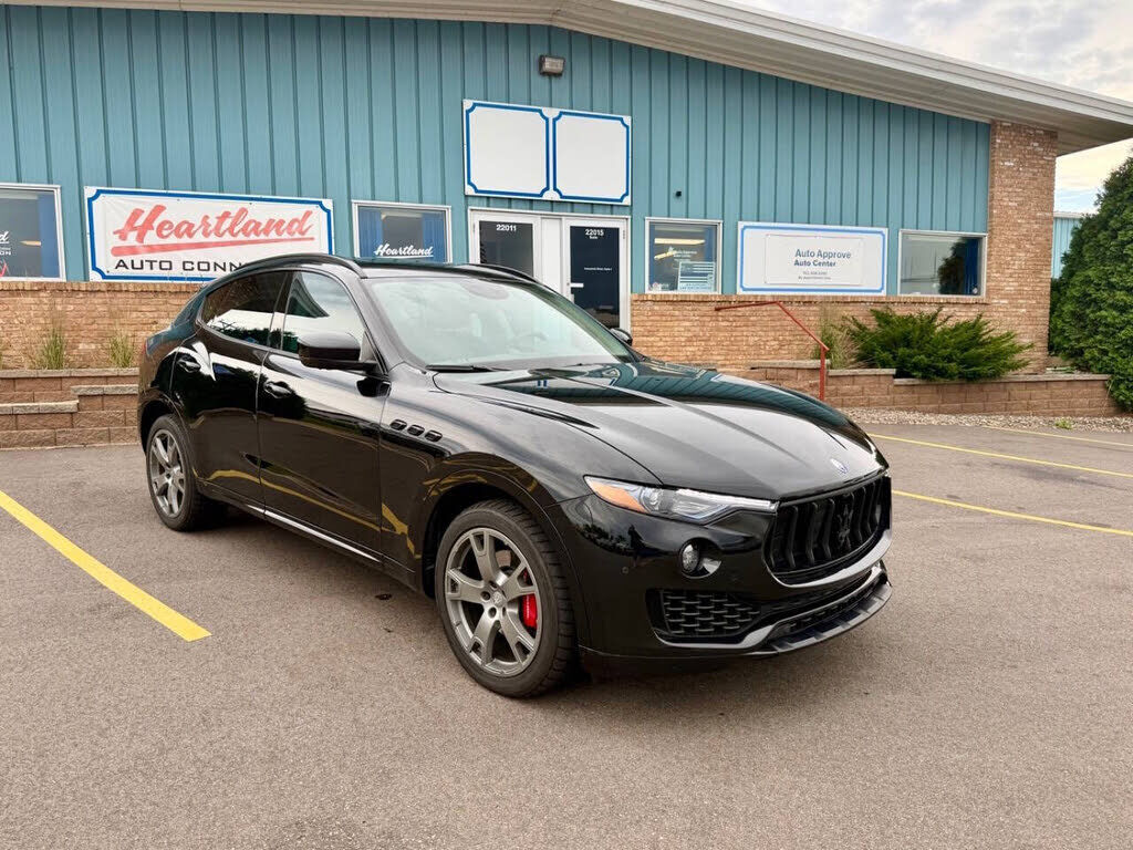 2017 MASERATI Levante