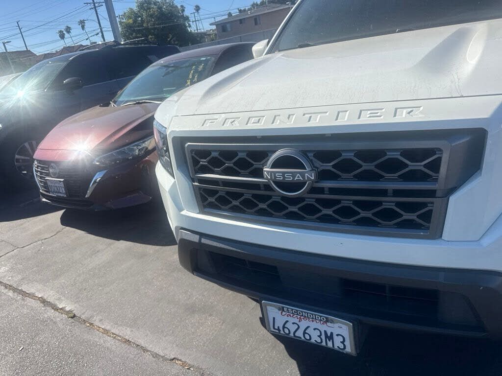 2022 NISSAN Frontier
