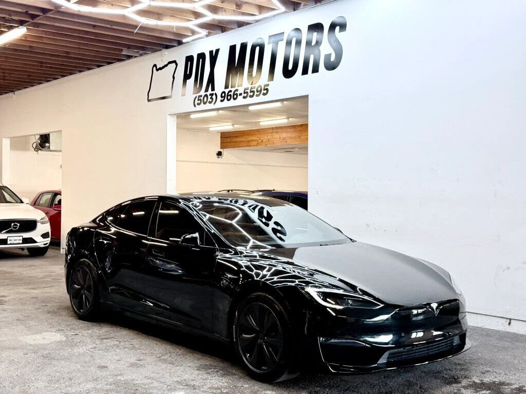 2022 TESLA Model S