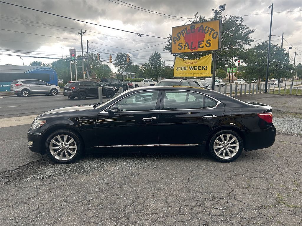 2010 LEXUS LS