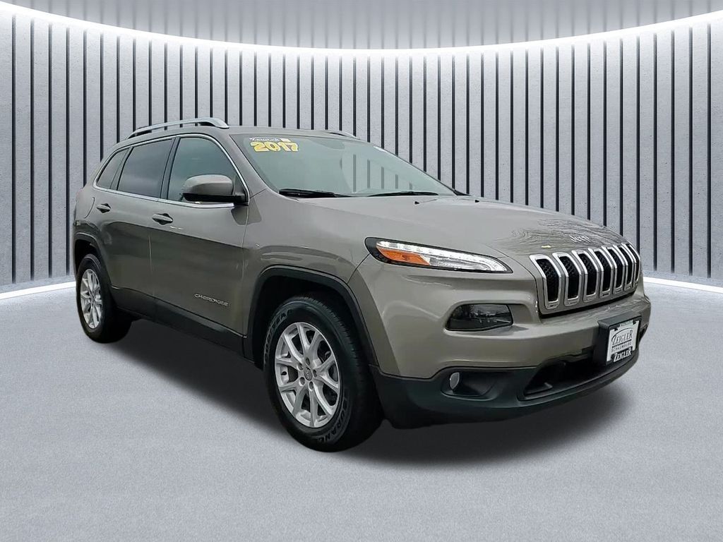 2017 JEEP Cherokee