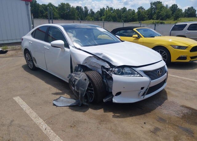 2013 LEXUS ES