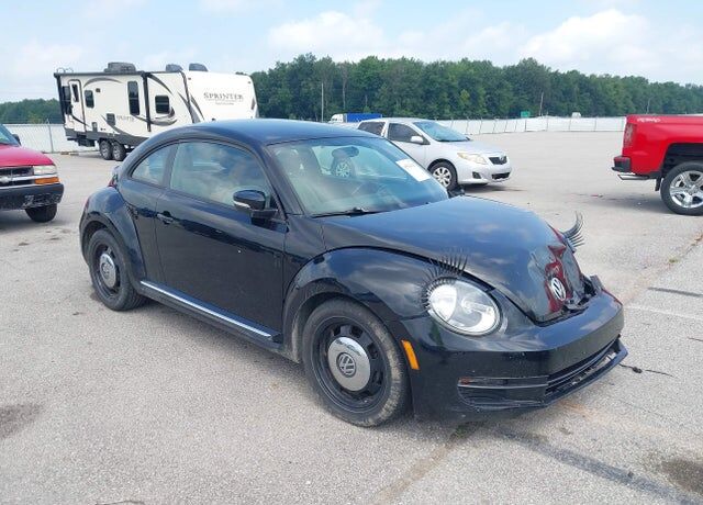 2015 VOLKSWAGEN Beetle