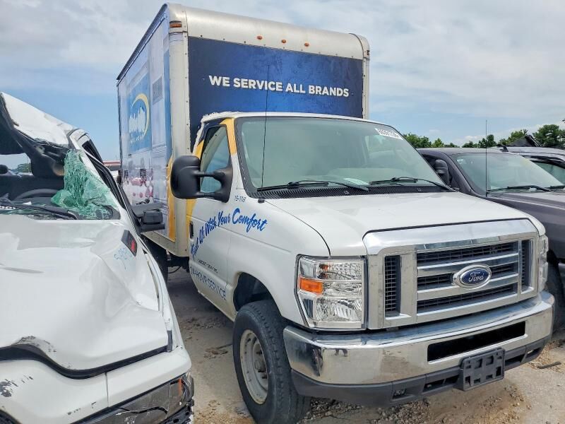 2015 FORD E-350