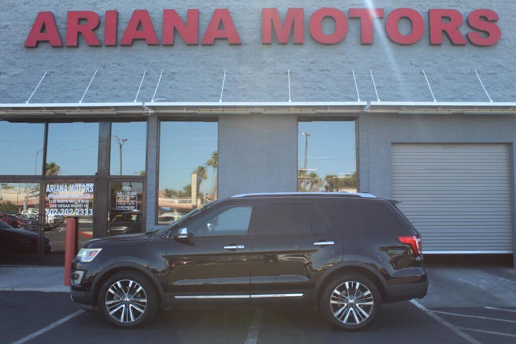 2017 FORD Explorer