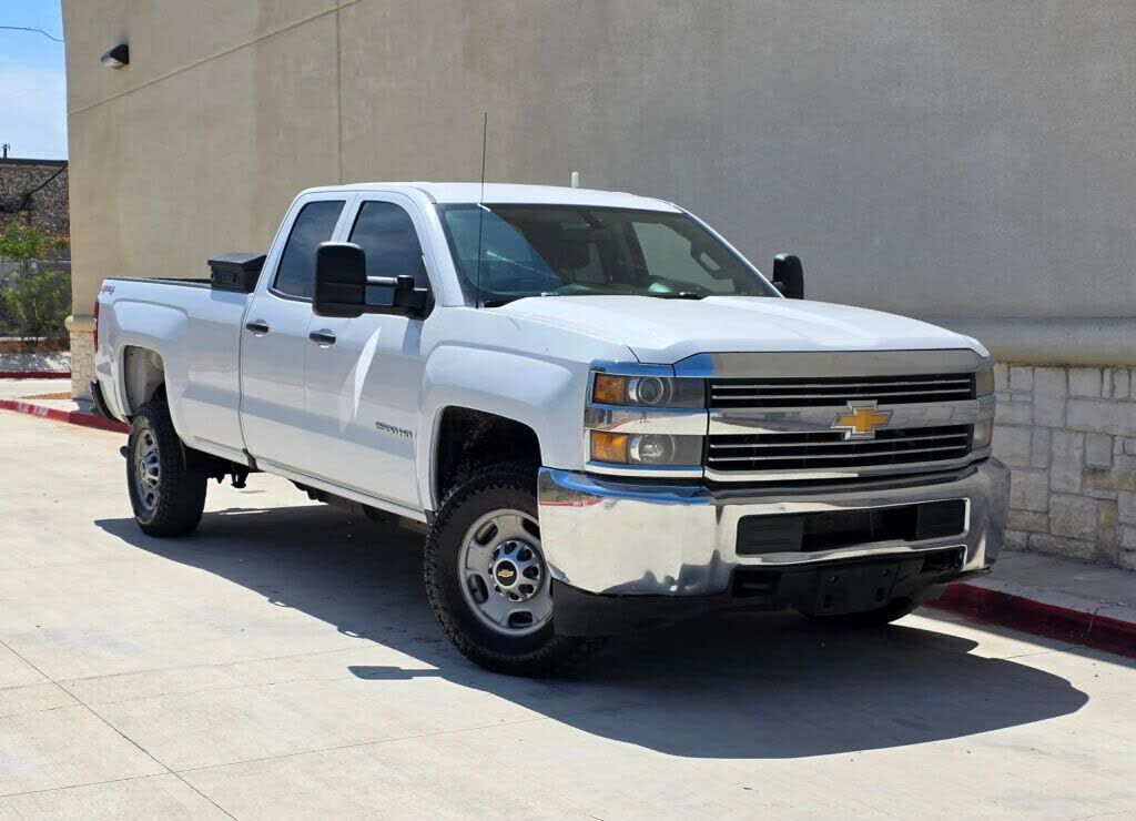 2018 CHEVROLET Silverado