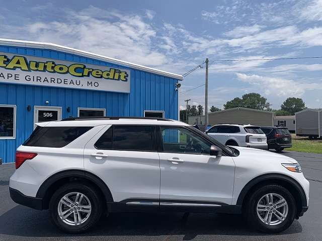 2021 FORD Explorer