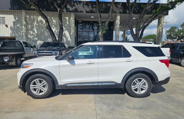 2024 FORD Explorer