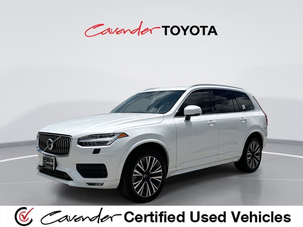 2022 VOLVO XC90