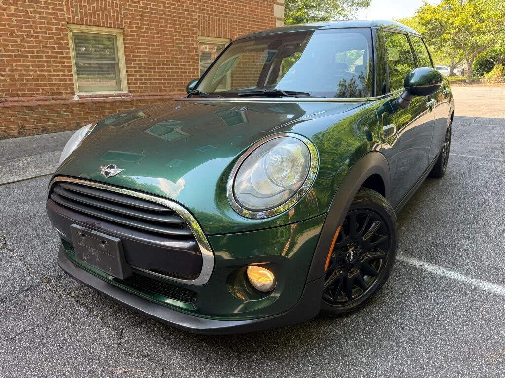 2018 MINI Cooper
