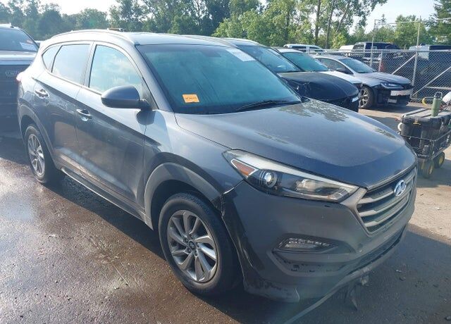 2016 HYUNDAI Tucson