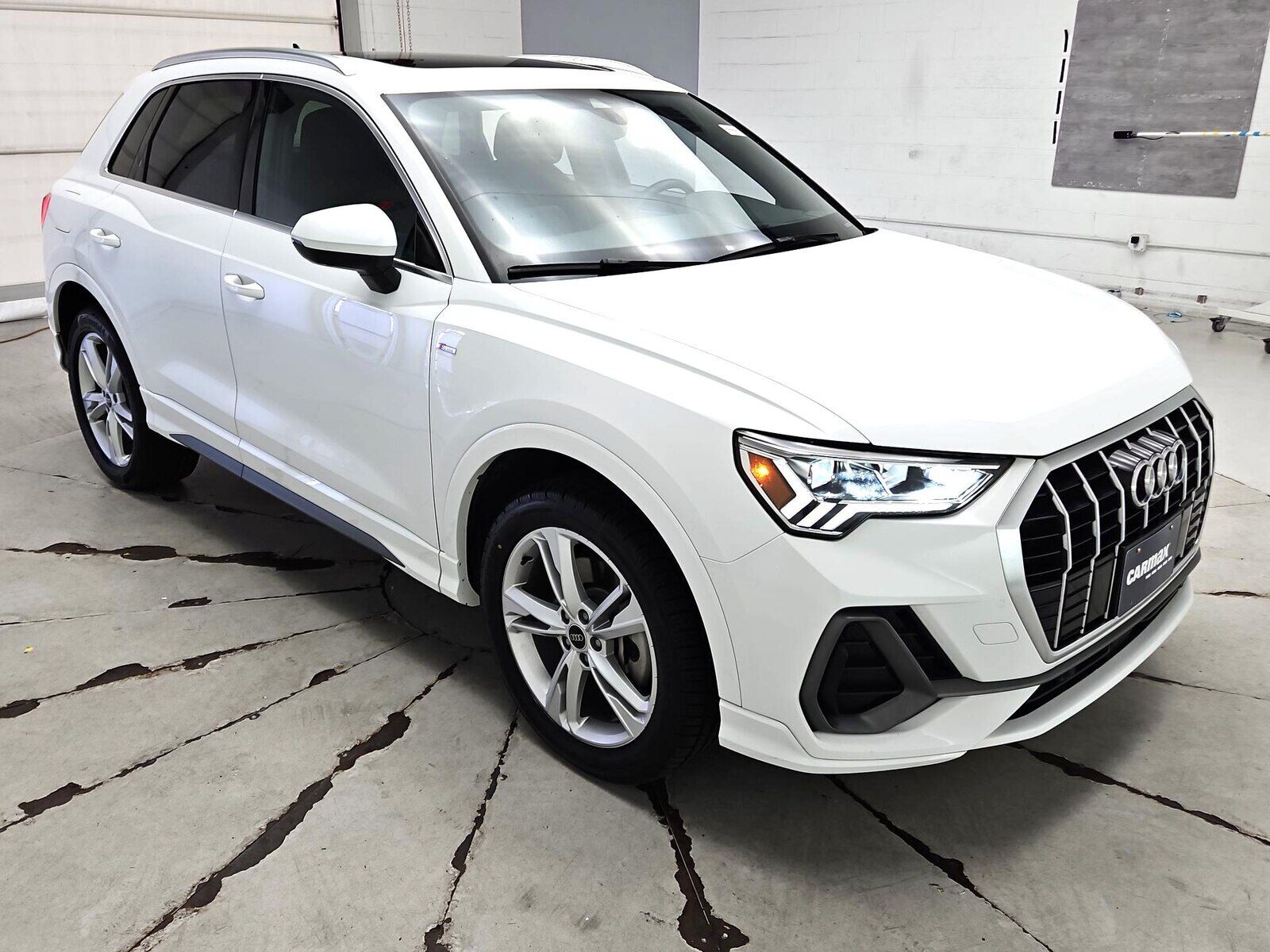 2023 AUDI Q3