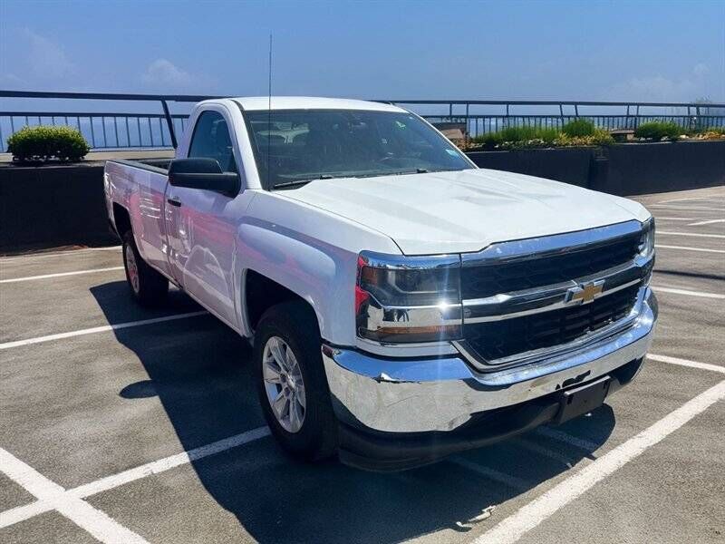 2018 CHEVROLET Silverado