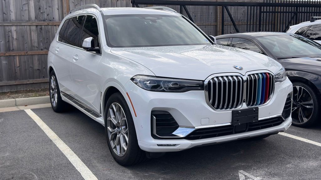 2022 BMW X7