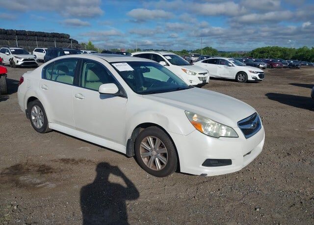 2011 SUBARU Legacy