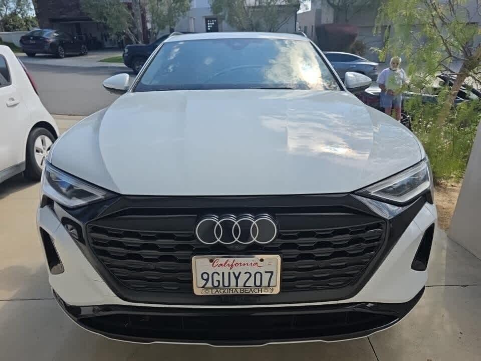 2024 Audi Q8