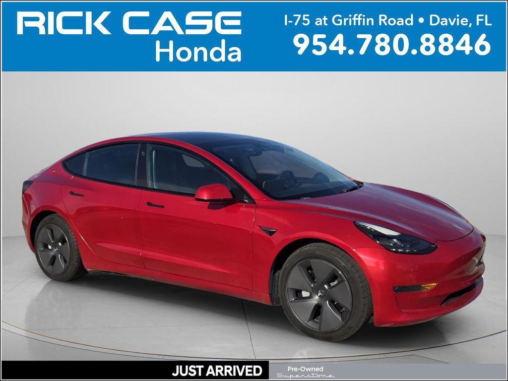 2022 TESLA Model 3