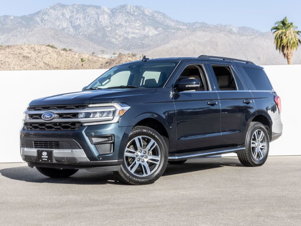 2022 FORD Expedition
