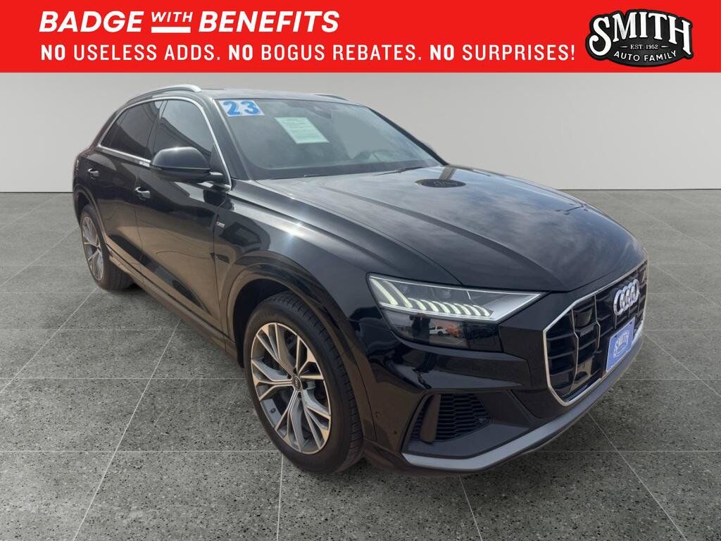 2023 AUDI Q8