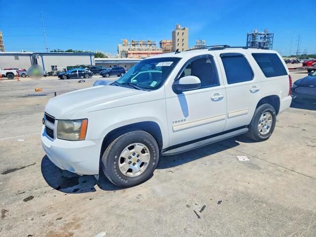 2011 CHEVROLET Tahoe