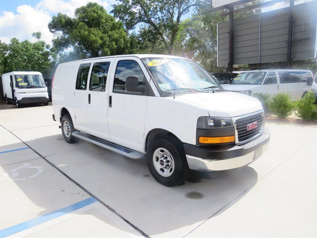 2024 GMC Savana