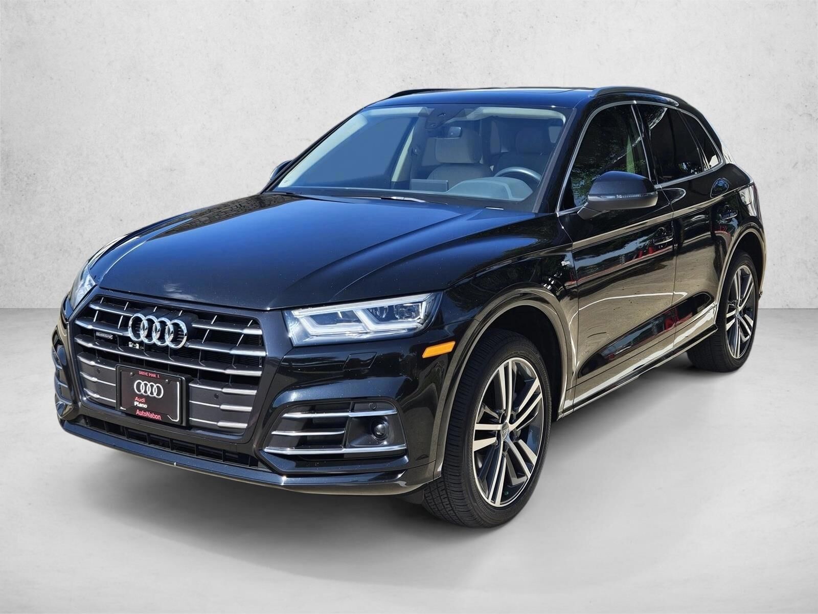 2020 AUDI Q5 e