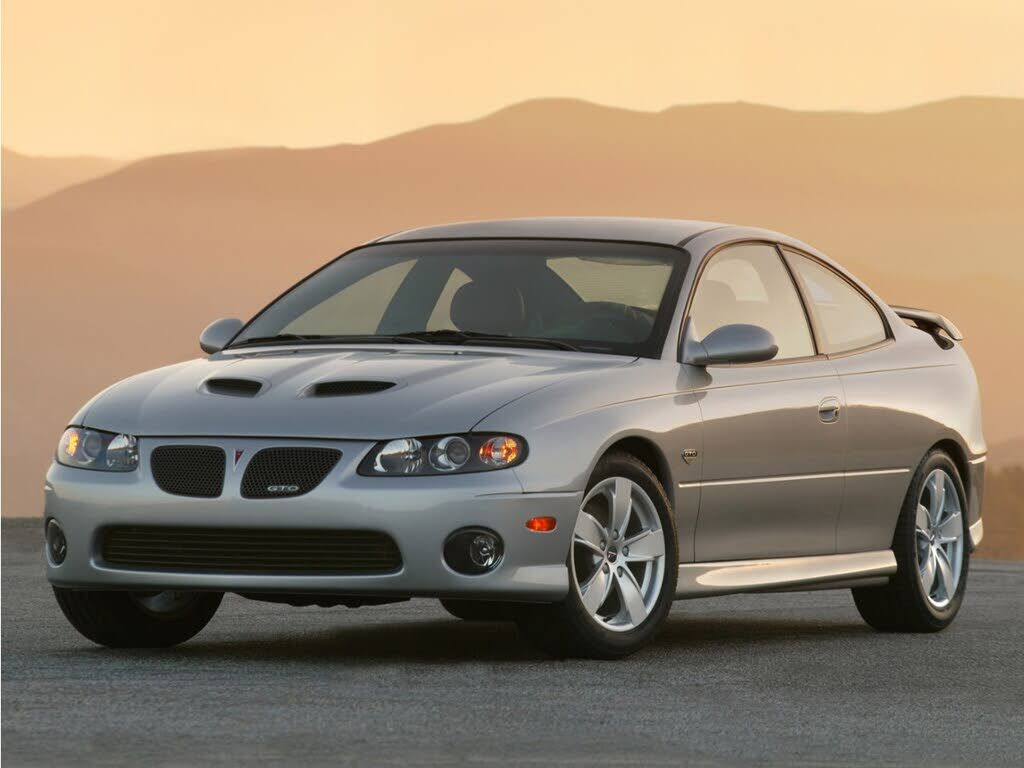 2005 PONTIAC GTO