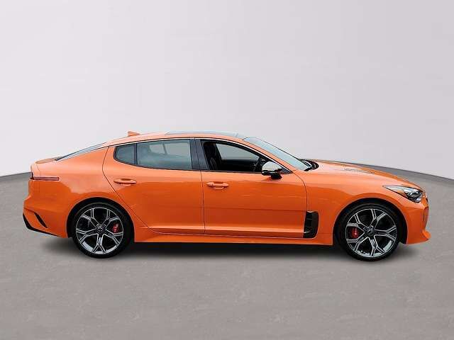 2020 KIA Stinger