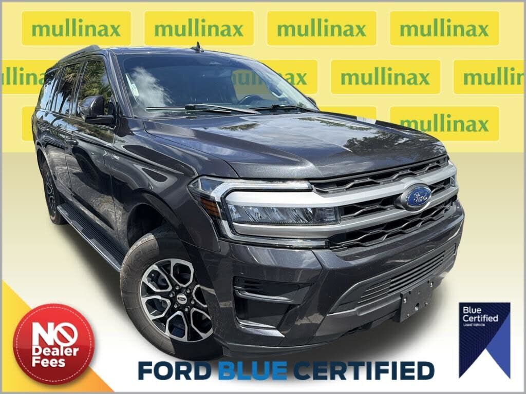 2022 FORD Expedition