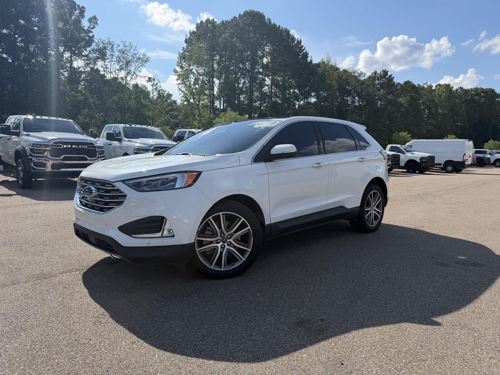 2022 FORD Edge