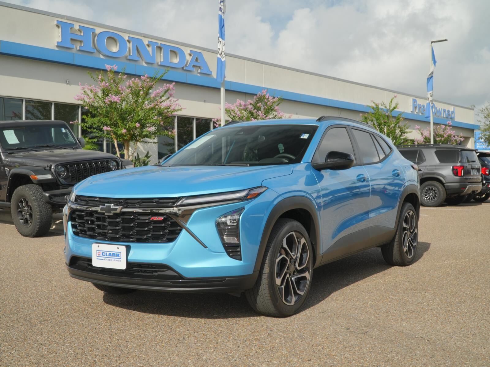 2026 CHEVROLET Trax