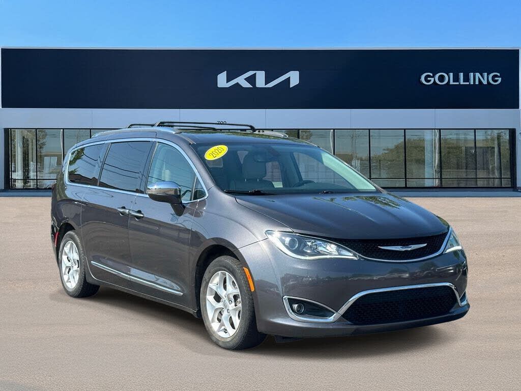 2020 CHRYSLER Pacifica