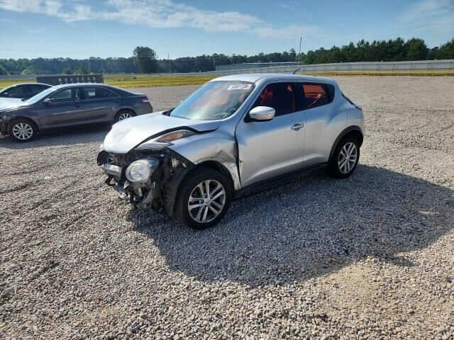 2017 NISSAN Juke