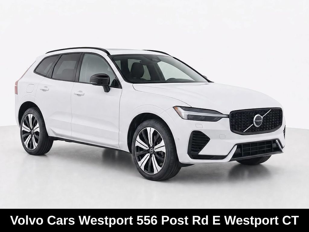 2025 VOLVO XC60