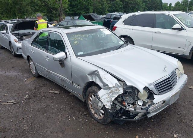 2002 MERCEDES-BENZ E-Class