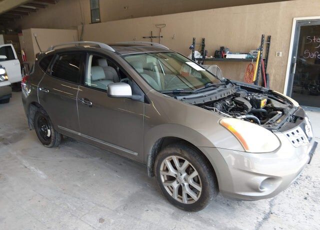 2011 NISSAN Rogue