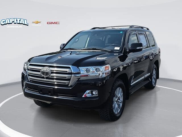2017 TOYOTA Land Cruiser