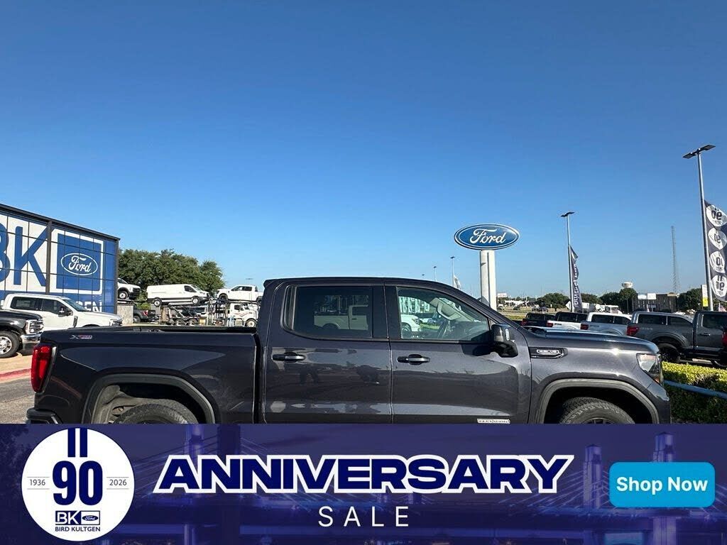 2023 GMC Sierra
