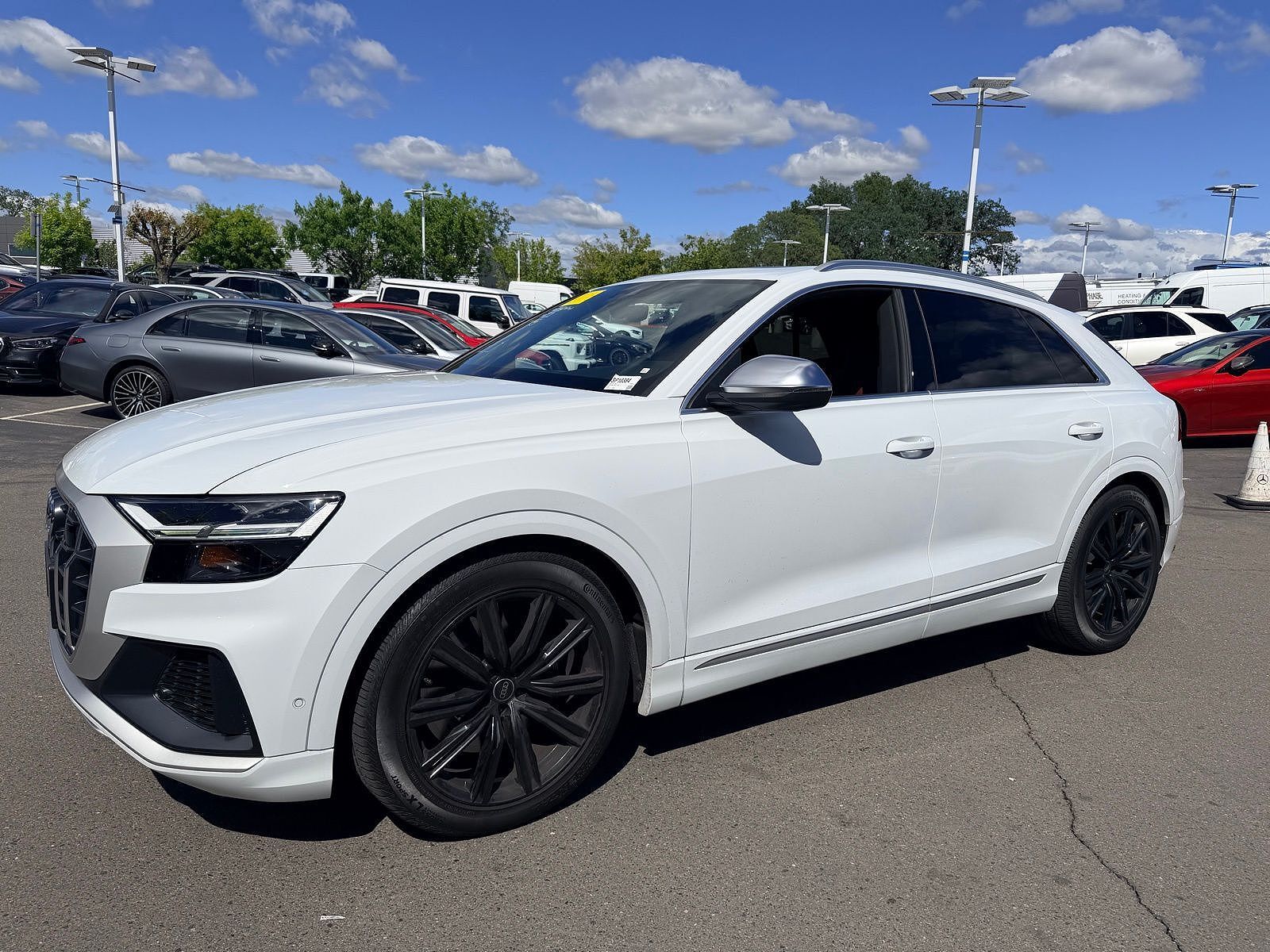 2022 AUDI SQ8